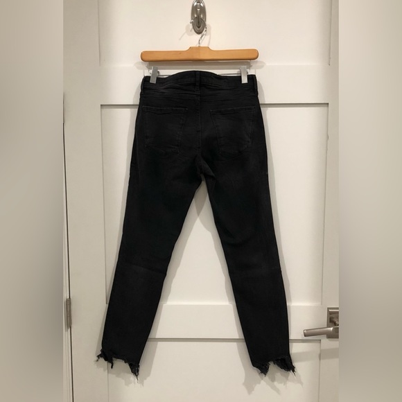 Zara Distressed Jeans - Picture 3 of 3